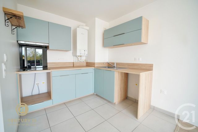 Appartement F2 à vendre - 2 pièces - 43.56 m2 - VILLENEUVE ST DENIS - 77 - ILE-DE-FRANCE - Century 21 Immobilier Val D'Europe
