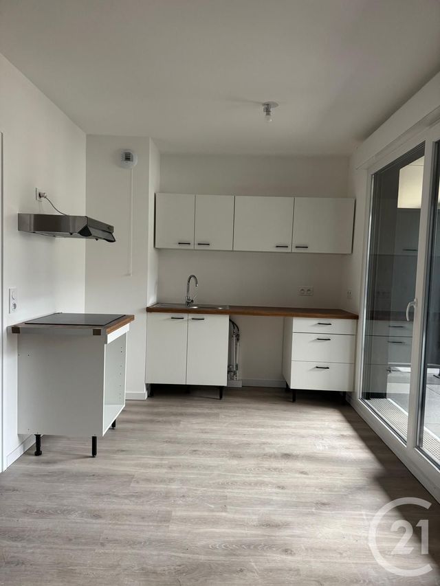 Appartement F3 à louer - 3 pièces - 67.8 m2 - CHESSY - 77 - ILE-DE-FRANCE - Century 21 Immobilier Val D'Europe