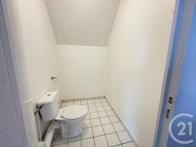 maison à louer - 5 pièces - 116.0 m2 - CHANTELOUP EN BRIE - 77 - ILE-DE-FRANCE - Century 21 Immobilier Val D'Europe