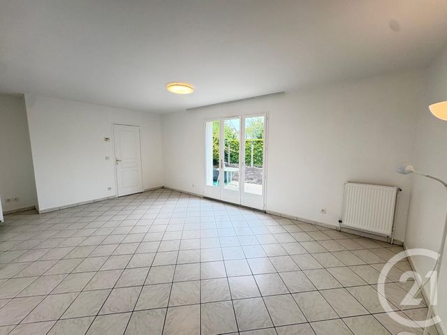 maison à louer - 5 pièces - 116.0 m2 - CHANTELOUP EN BRIE - 77 - ILE-DE-FRANCE - Century 21 Immobilier Val D'Europe