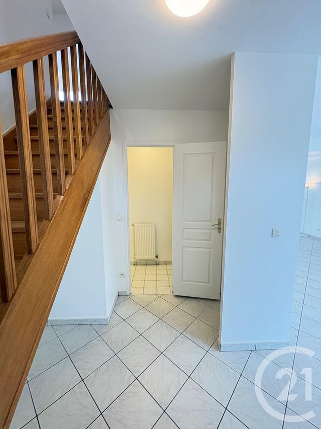 maison à louer - 5 pièces - 116.0 m2 - CHANTELOUP EN BRIE - 77 - ILE-DE-FRANCE - Century 21 Immobilier Val D'Europe