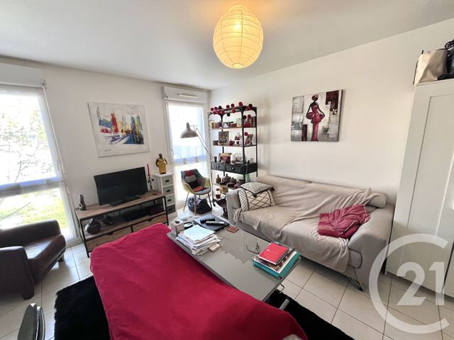 Appartement F1 à louer - 1 pièce - 30.01 m2 - CHANTELOUP EN BRIE - 77 - ILE-DE-FRANCE - Century 21 Immobilier Val D'Europe