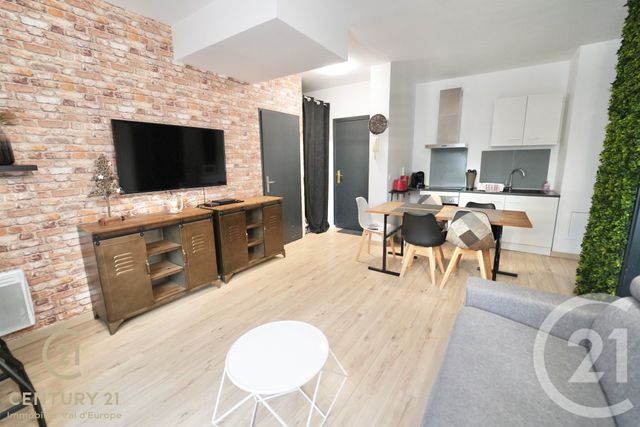 Appartement F2 à vendre - 2 pièces - 37.7 m2 - SERRIS - 77 - ILE-DE-FRANCE - Century 21 Immobilier Val D'Europe