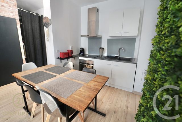 Appartement F2 à vendre - 2 pièces - 37.7 m2 - SERRIS - 77 - ILE-DE-FRANCE - Century 21 Immobilier Val D'Europe