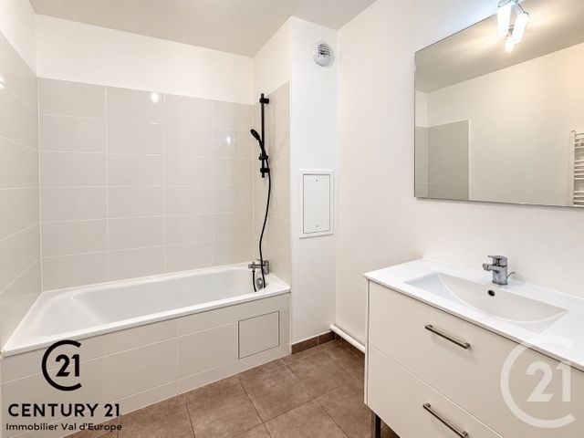 Appartement F2 à vendre - 2 pièces - 46.27 m2 - SERRIS - 77 - ILE-DE-FRANCE - Century 21 Immobilier Val D'Europe