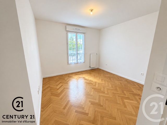 Appartement F2 à vendre - 2 pièces - 46.27 m2 - SERRIS - 77 - ILE-DE-FRANCE - Century 21 Immobilier Val D'Europe