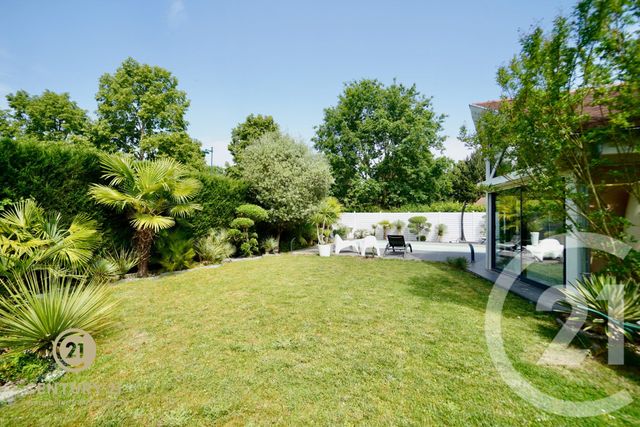 maison à vendre - 5 pièces - 164.0 m2 - MAGNY LE HONGRE - 77 - ILE-DE-FRANCE - Century 21 Immobilier Val D'Europe