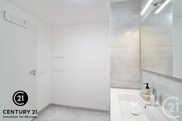 Appartement F4 à louer - 4 pièces - 95.3 m2 - CHESSY - 77 - ILE-DE-FRANCE - Century 21 Immobilier Val D'Europe
