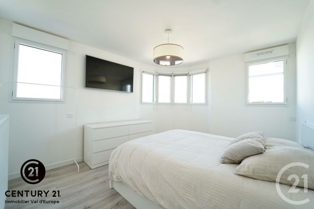 Appartement F4 à louer - 4 pièces - 95.3 m2 - CHESSY - 77 - ILE-DE-FRANCE - Century 21 Immobilier Val D'Europe