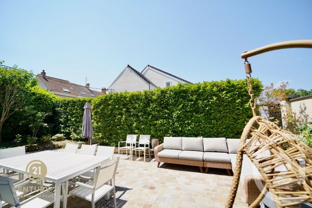 maison à vendre - 8 pièces - 230.0 m2 - QUINCY VOISINS - 77 - ILE-DE-FRANCE - Century 21 Immobilier Val D'Europe