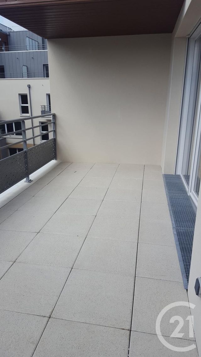 Appartement F3 à vendre - 3 pièces - 58.4 m2 - CHAMPS SUR MARNE - 77 - ILE-DE-FRANCE - Century 21 Immobilier Val D'Europe
