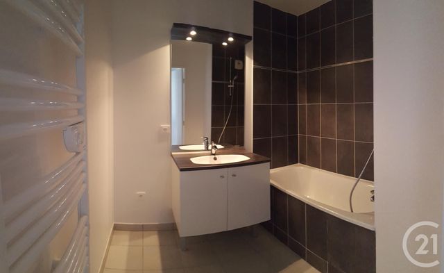 Appartement F3 à vendre - 3 pièces - 58.4 m2 - CHAMPS SUR MARNE - 77 - ILE-DE-FRANCE - Century 21 Immobilier Val D'Europe