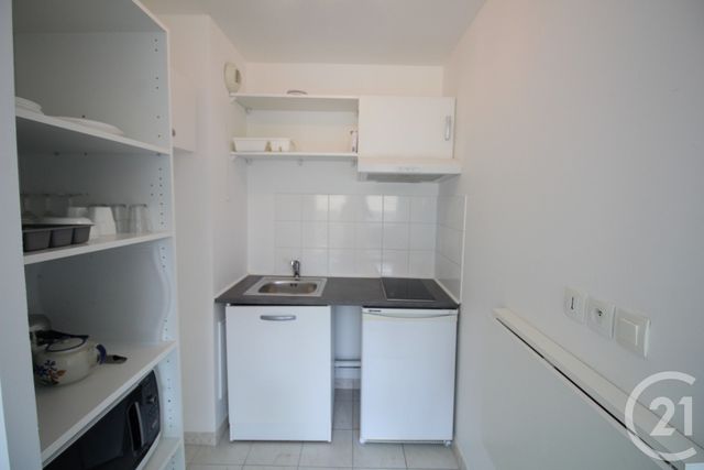 Appartement F2 à louer - 2 pièces - 34.34 m2 - MONTEVRAIN - 77 - ILE-DE-FRANCE - Century 21 Immobilier Val D'Europe