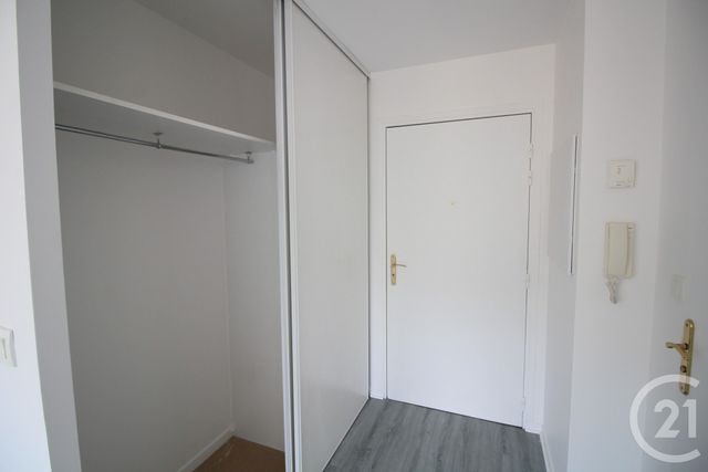 Appartement F2 à louer - 2 pièces - 34.34 m2 - MONTEVRAIN - 77 - ILE-DE-FRANCE - Century 21 Immobilier Val D'Europe