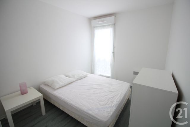 Appartement F2 à louer - 2 pièces - 34.34 m2 - MONTEVRAIN - 77 - ILE-DE-FRANCE - Century 21 Immobilier Val D'Europe