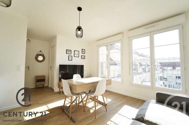 Appartement F2 à louer - 2 pièces - 39.34 m2 - MONTEVRAIN - 77 - ILE-DE-FRANCE - Century 21 Immobilier Val D'Europe