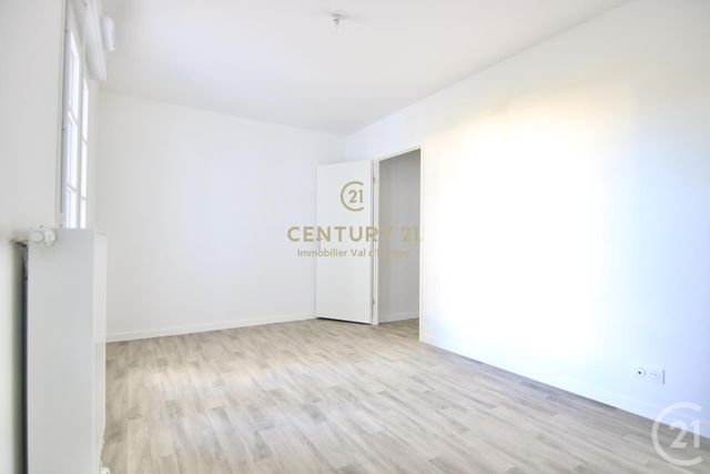 Appartement F2 à louer - 2 pièces - 51.41 m2 - SERRIS - 77 - ILE-DE-FRANCE - Century 21 Immobilier Val D'Europe
