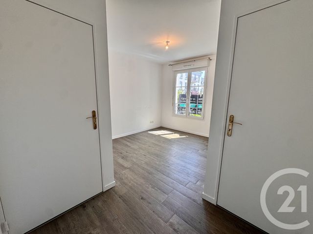 Appartement F3 à louer - 3 pièces - 66.13 m2 - SERRIS - 77 - ILE-DE-FRANCE - Century 21 Immobilier Val D'Europe