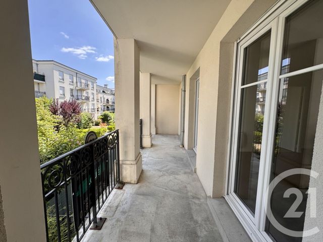 Appartement F3 à louer - 3 pièces - 66.13 m2 - SERRIS - 77 - ILE-DE-FRANCE - Century 21 Immobilier Val D'Europe