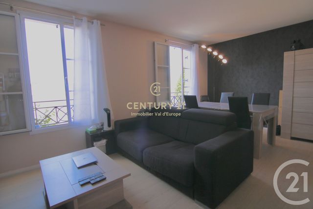 Appartement F2 à louer - 2 pièces - 44.08 m2 - SERRIS - 77 - ILE-DE-FRANCE - Century 21 Immobilier Val D'Europe