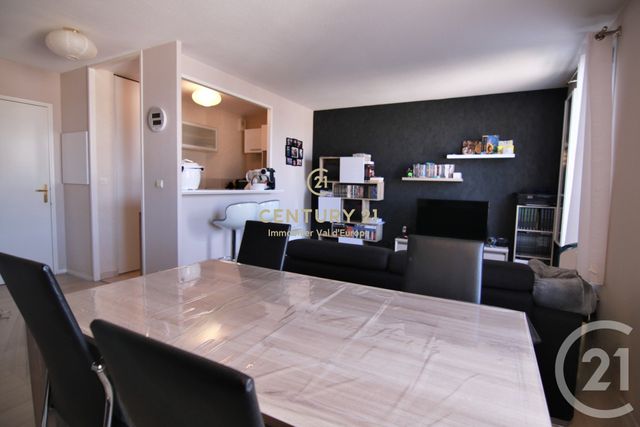 Appartement F2 à louer - 2 pièces - 44.08 m2 - SERRIS - 77 - ILE-DE-FRANCE - Century 21 Immobilier Val D'Europe