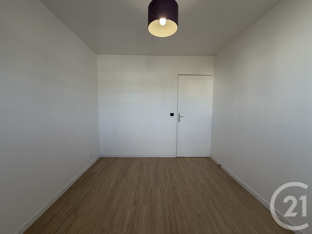 Appartement F4 à louer - 4 pièces - 82.17 m2 - TORCY - 77 - ILE-DE-FRANCE - Century 21 Immobilier Val D'Europe