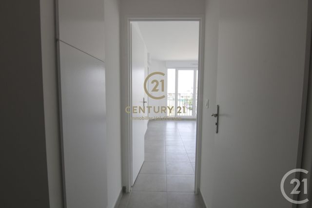 Appartement F4 à louer - 4 pièces - 83.15 m2 - CHESSY - 77 - ILE-DE-FRANCE - Century 21 Immobilier Val D'Europe