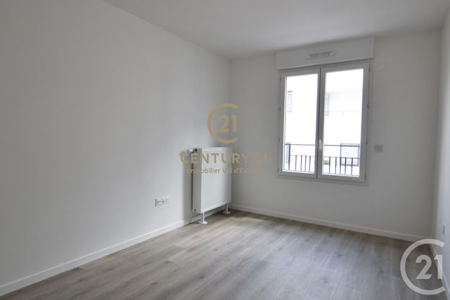 Appartement F4 à louer - 4 pièces - 83.15 m2 - CHESSY - 77 - ILE-DE-FRANCE - Century 21 Immobilier Val D'Europe