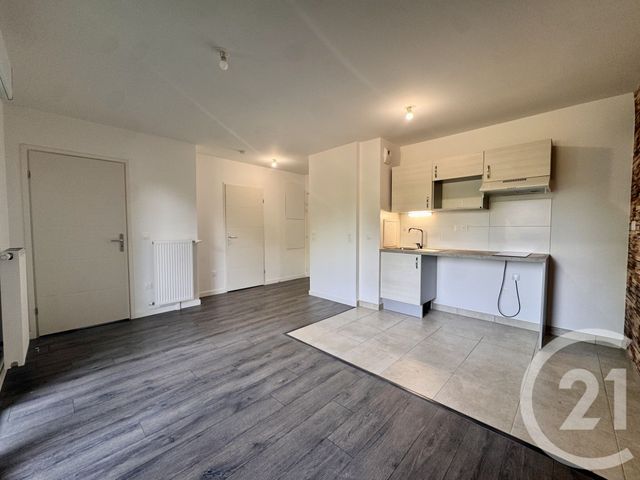 Appartement F2 à louer - 2 pièces - 41.0 m2 - SERRIS - 77 - ILE-DE-FRANCE - Century 21 Immobilier Val D'Europe