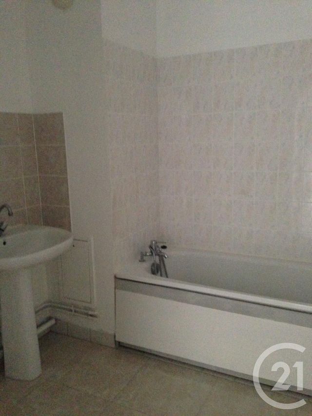 Appartement F3 à louer - 3 pièces - 63.87 m2 - BUSSY ST GEORGES - 77 - ILE-DE-FRANCE - Century 21 Immobilier Val D'Europe