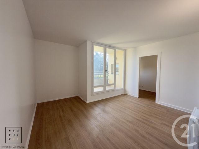 Appartement Studio à louer LOGNES