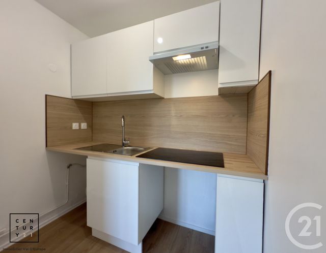 Appartement Studio à louer - 1 pièce - 28.0 m2 - LOGNES - 77 - ILE-DE-FRANCE - Century 21 Immobilier Val D'Europe