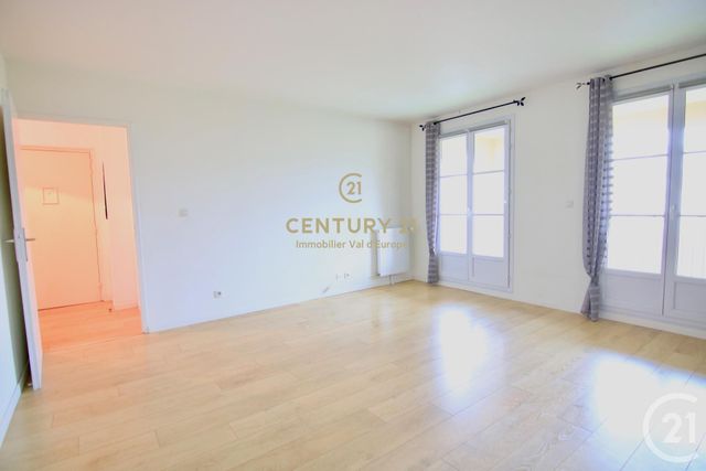 Appartement F3 à louer - 3 pièces - 63.59 m2 - SERRIS - 77 - ILE-DE-FRANCE - Century 21 Immobilier Val D'Europe