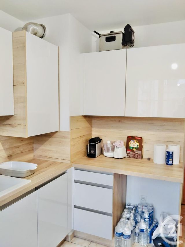 Appartement F3 à louer - 3 pièces - 63.59 m2 - SERRIS - 77 - ILE-DE-FRANCE - Century 21 Immobilier Val D'Europe