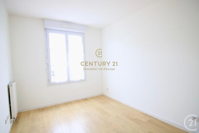 Appartement F3 à louer - 3 pièces - 63.59 m2 - SERRIS - 77 - ILE-DE-FRANCE - Century 21 Immobilier Val D'Europe