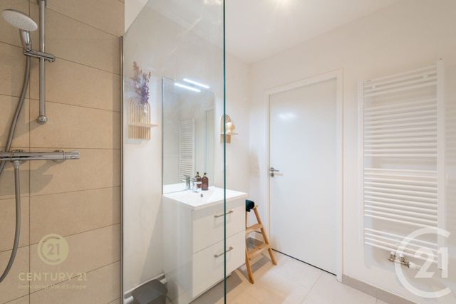 Appartement F4 à vendre - 4 pièces - 78.25 m2 - MONTEVRAIN - 77 - ILE-DE-FRANCE - Century 21 Immobilier Val D'Europe