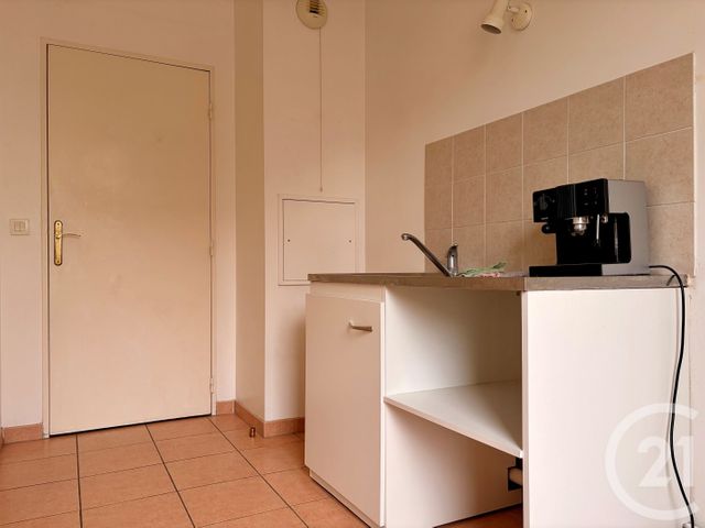 Appartement F2 à louer - 2 pièces - 39.96 m2 - CHESSY - 77 - ILE-DE-FRANCE - Century 21 Immobilier Val D'Europe