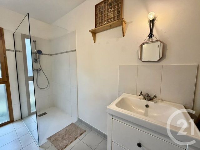 Appartement F3 à vendre - 3 pièces - 56.67 m2 - MONTEVRAIN - 77 - ILE-DE-FRANCE - Century 21 Immobilier Val D'Europe