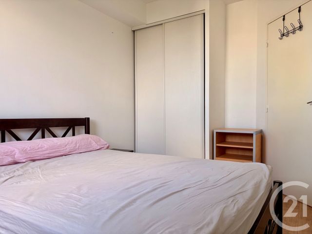 Appartement F2 à louer - 2 pièces - 31.5 m2 - LOGNES - 77 - ILE-DE-FRANCE - Century 21 Immobilier Val D'Europe