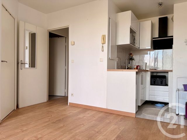 Appartement F2 à louer - 2 pièces - 31.5 m2 - LOGNES - 77 - ILE-DE-FRANCE - Century 21 Immobilier Val D'Europe