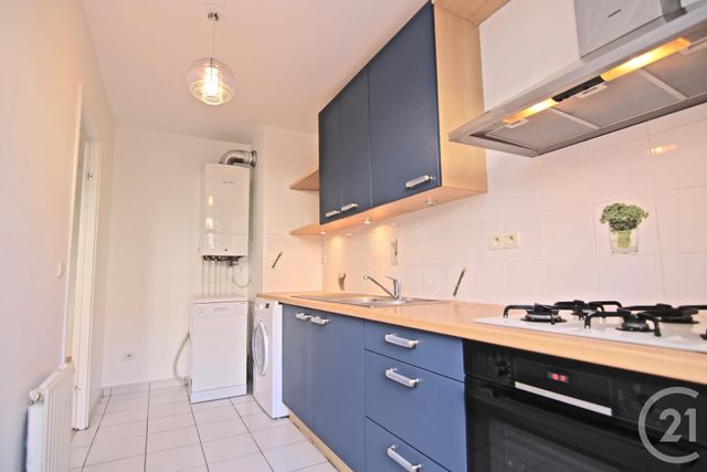 Appartement F3 à louer - 3 pièces - 67.07 m2 - BUSSY ST GEORGES - 77 - ILE-DE-FRANCE - Century 21 Immobilier Val D'Europe