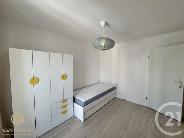 Appartement F3 à louer - 3 pièces - 68.5 m2 - SERRIS - 77 - ILE-DE-FRANCE - Century 21 Immobilier Val D'Europe