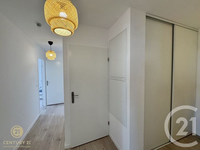 Appartement F3 à louer - 3 pièces - 68.5 m2 - SERRIS - 77 - ILE-DE-FRANCE - Century 21 Immobilier Val D'Europe