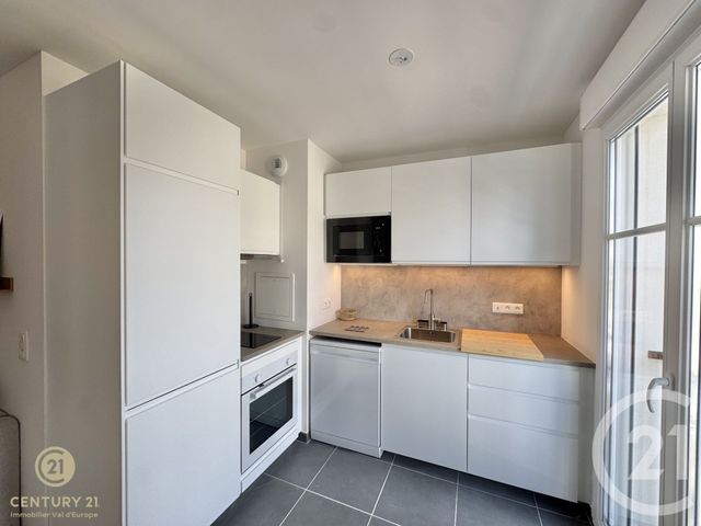 Appartement F3 à louer - 3 pièces - 68.5 m2 - SERRIS - 77 - ILE-DE-FRANCE - Century 21 Immobilier Val D'Europe