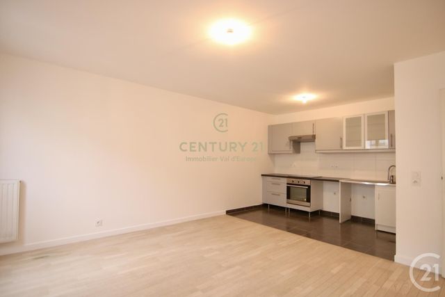 Appartement F3 à louer - 3 pièces - 64.23 m2 - CHESSY - 77 - ILE-DE-FRANCE - Century 21 Immobilier Val D'Europe