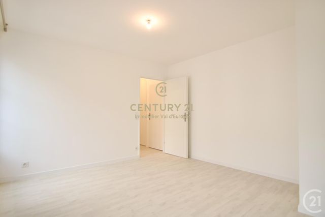 Appartement F3 à louer - 3 pièces - 64.23 m2 - CHESSY - 77 - ILE-DE-FRANCE - Century 21 Immobilier Val D'Europe