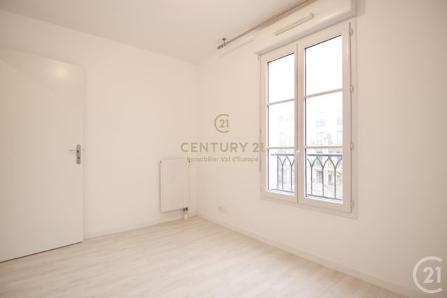 Appartement F3 à louer - 3 pièces - 64.23 m2 - CHESSY - 77 - ILE-DE-FRANCE - Century 21 Immobilier Val D'Europe