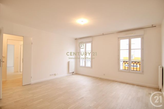Appartement F3 à louer - 3 pièces - 64.23 m2 - CHESSY - 77 - ILE-DE-FRANCE - Century 21 Immobilier Val D'Europe