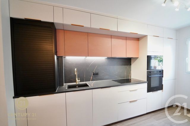 Appartement F3 à vendre - 3 pièces - 59.83 m2 - CHESSY - 77 - ILE-DE-FRANCE - Century 21 Immobilier Val D'Europe