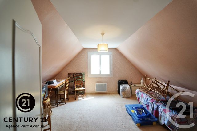 maison à vendre - 4 pièces - 117.7 m2 - BUSSY ST GEORGES - 77 - ILE-DE-FRANCE - Century 21 Immobilier Val D'Europe